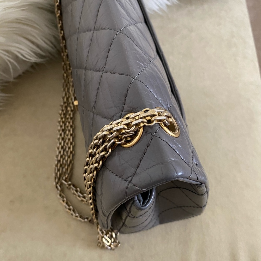 💓Sold💓Chanel Quilted Leather Reissue 2.55 - Picture 14 of 16